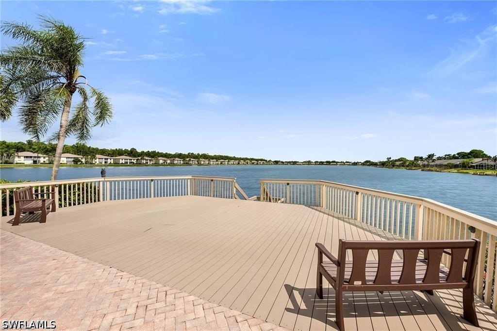 Dock