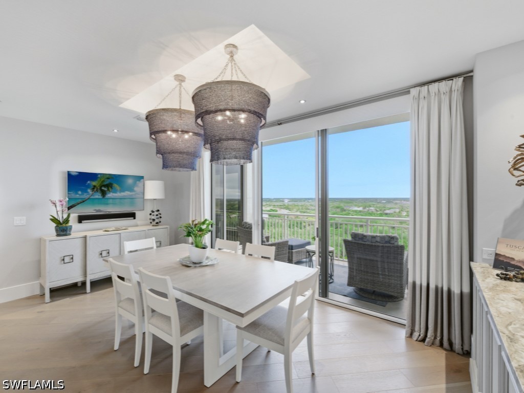 DiningArea