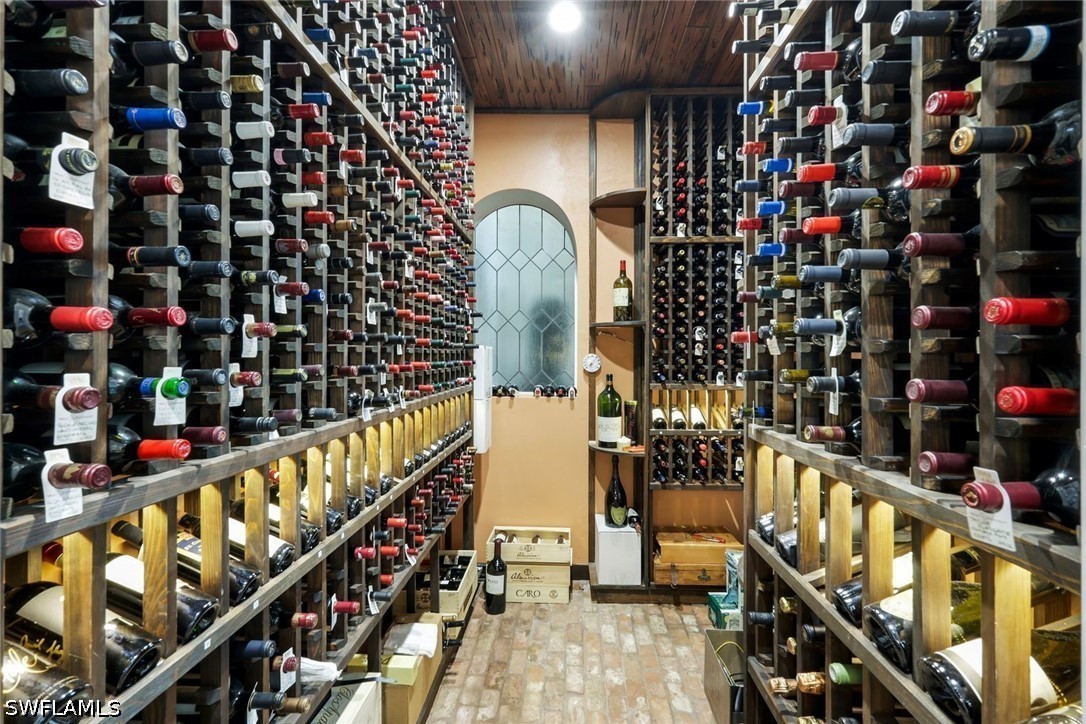 WineCellar