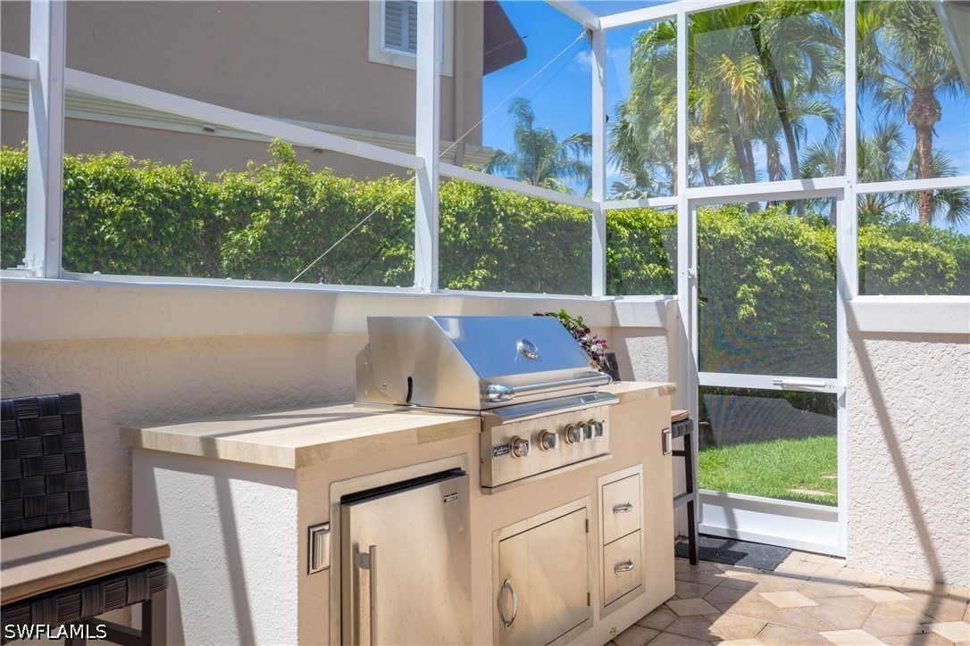 2844 Coco Lakes, Naples, FL 34105