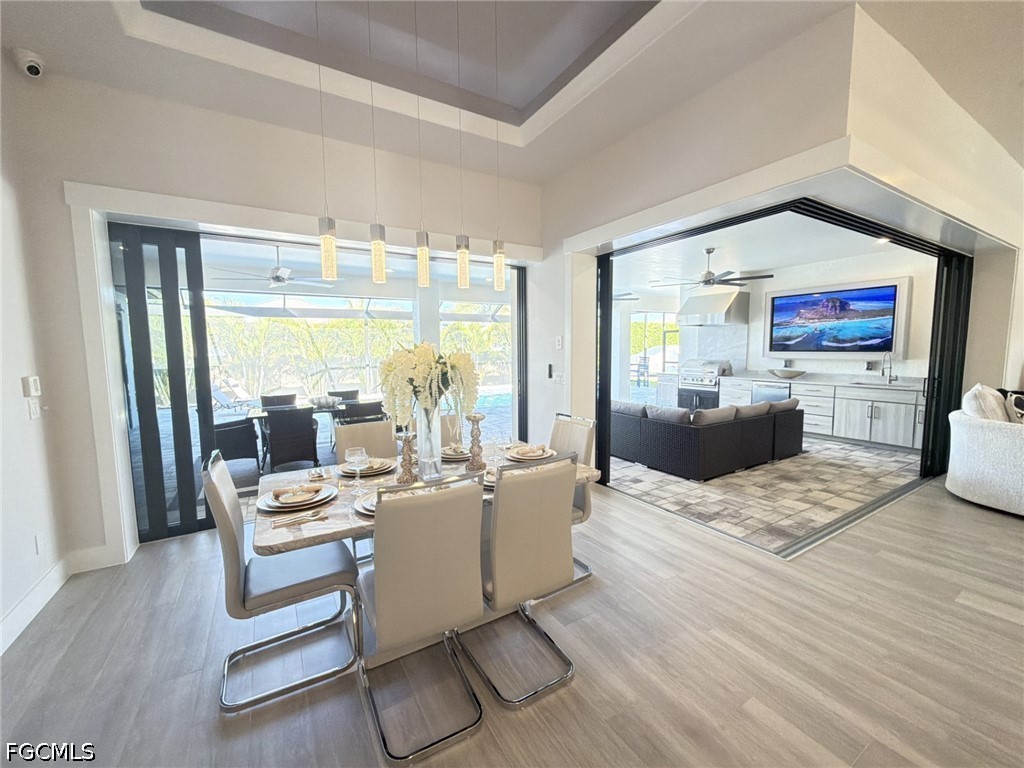 DiningArea