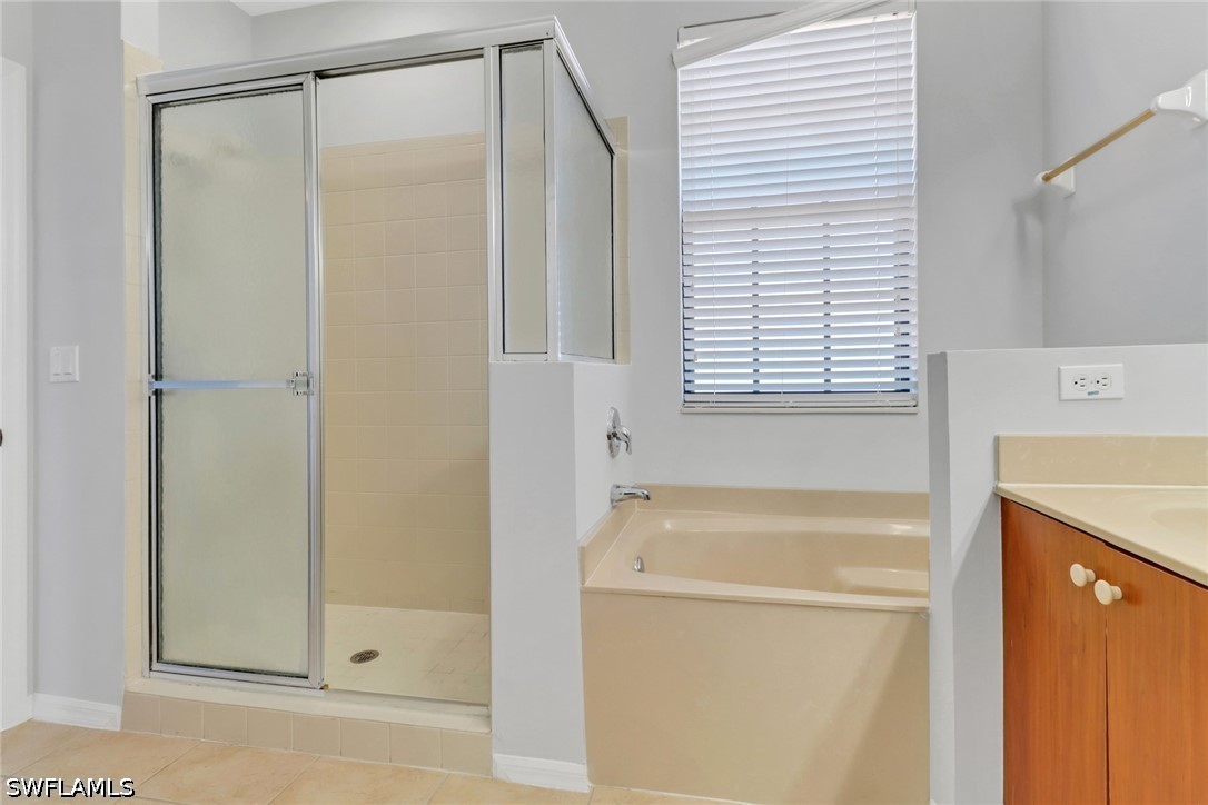 15243 Summit Place Unit 247, Naples, FL 34119