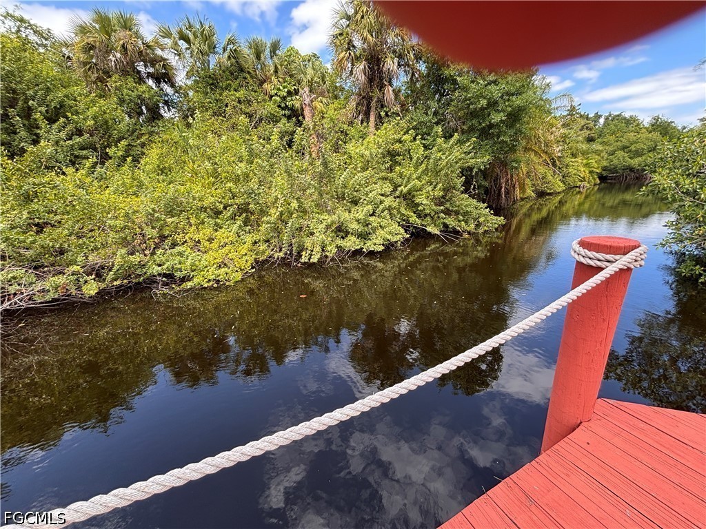 Dock
