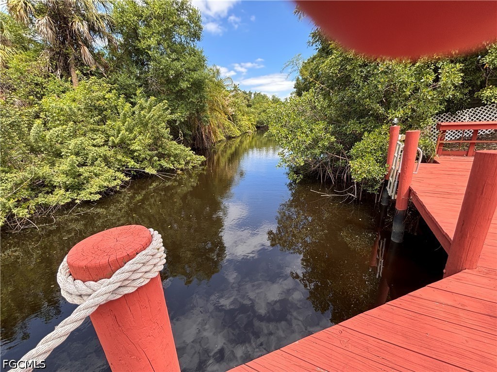 Dock