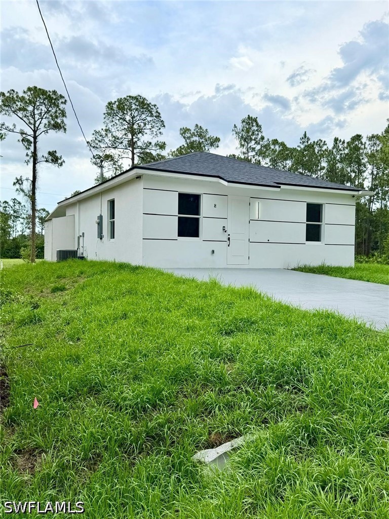 8 Fitch, Lehigh Acres, FL 33936
