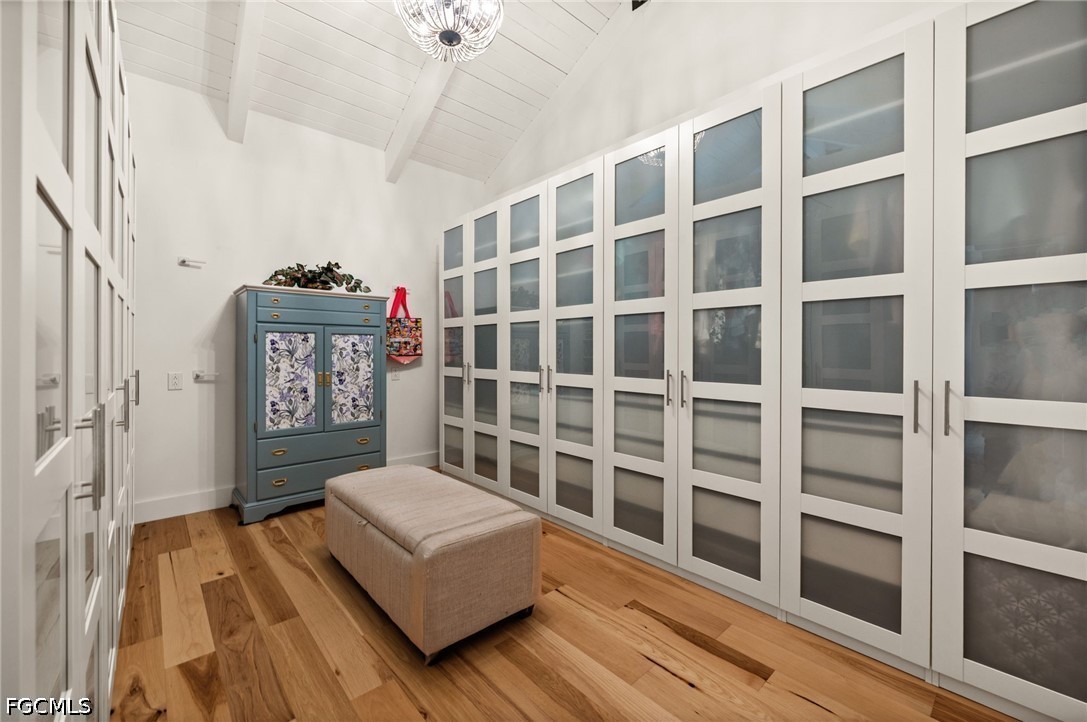 WalkInClosets