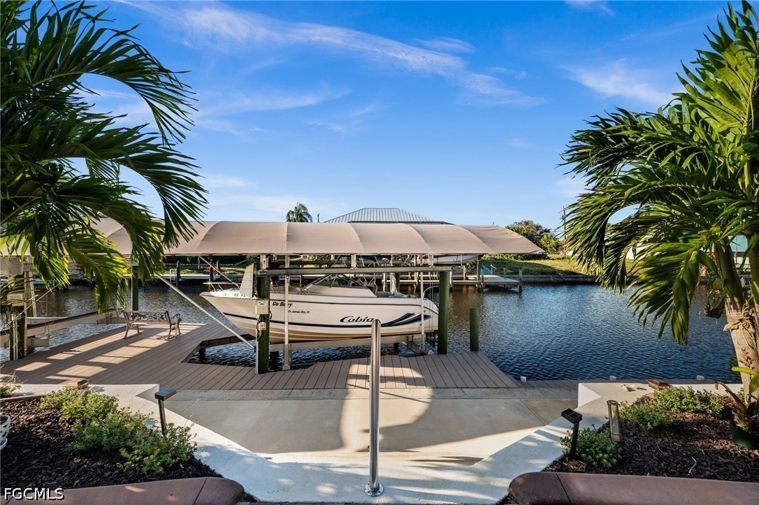 Dock