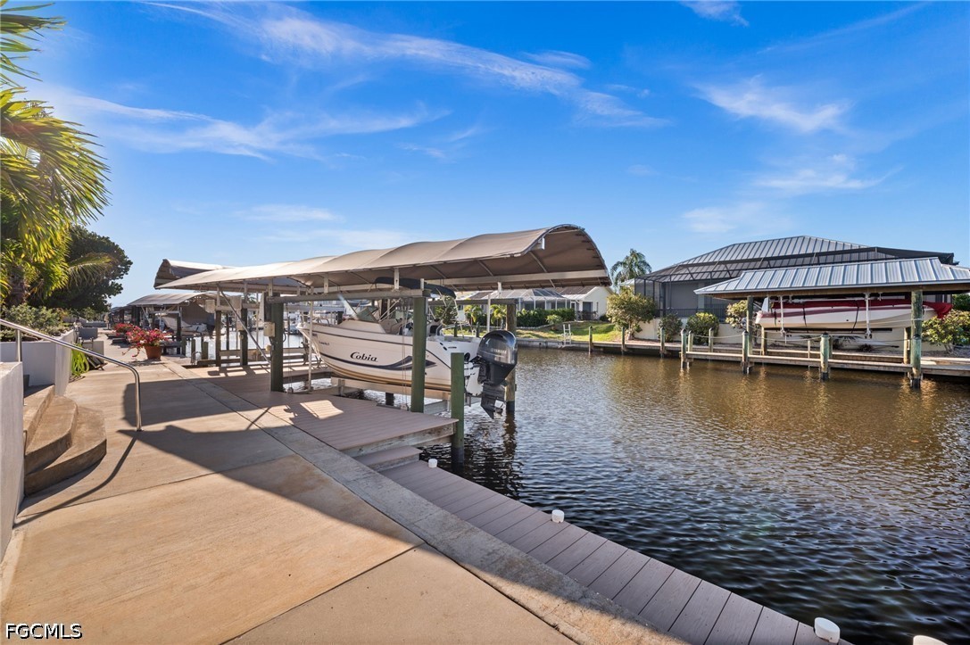 Dock