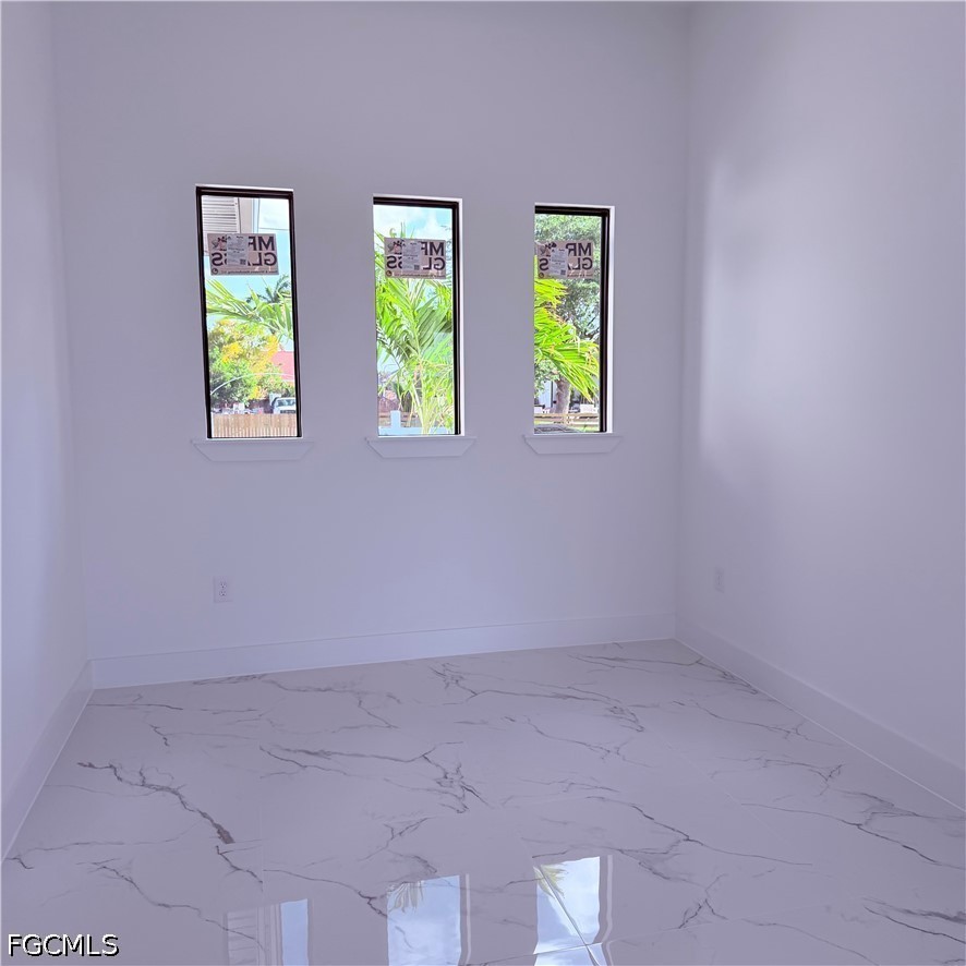 3910 10th, Lehigh Acres, FL 33971