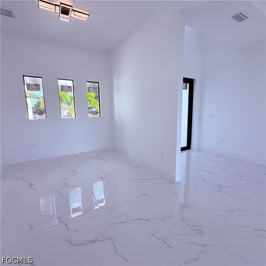 3910 10th, Lehigh Acres, FL 33971