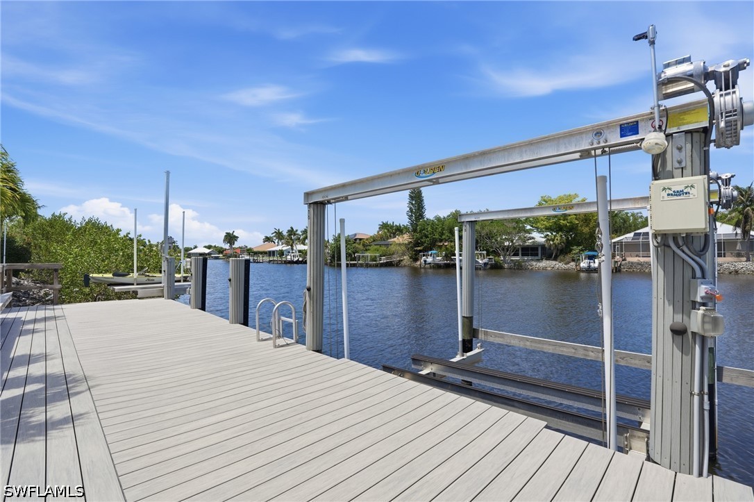 Dock