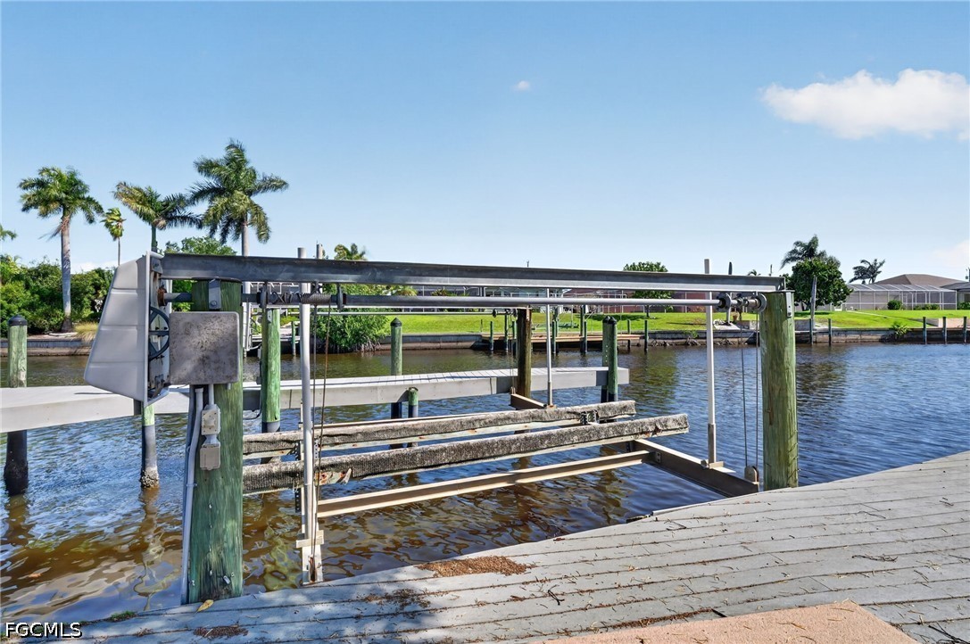 Dock