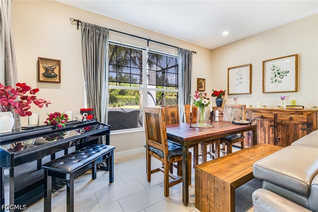 DiningArea