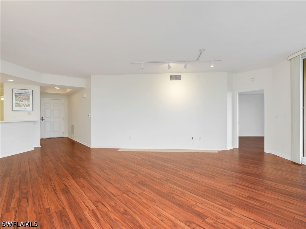 1001 Arbor Lake Unit 307, Naples, FL 34110