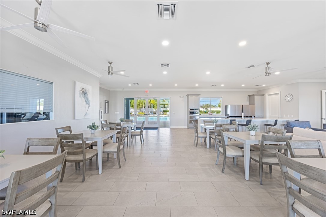 DiningArea