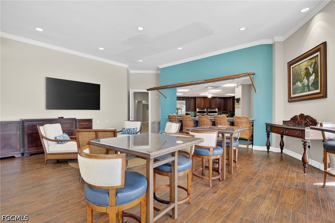 DiningArea