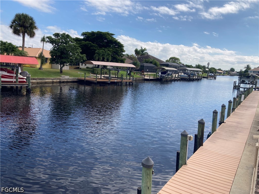 Dock