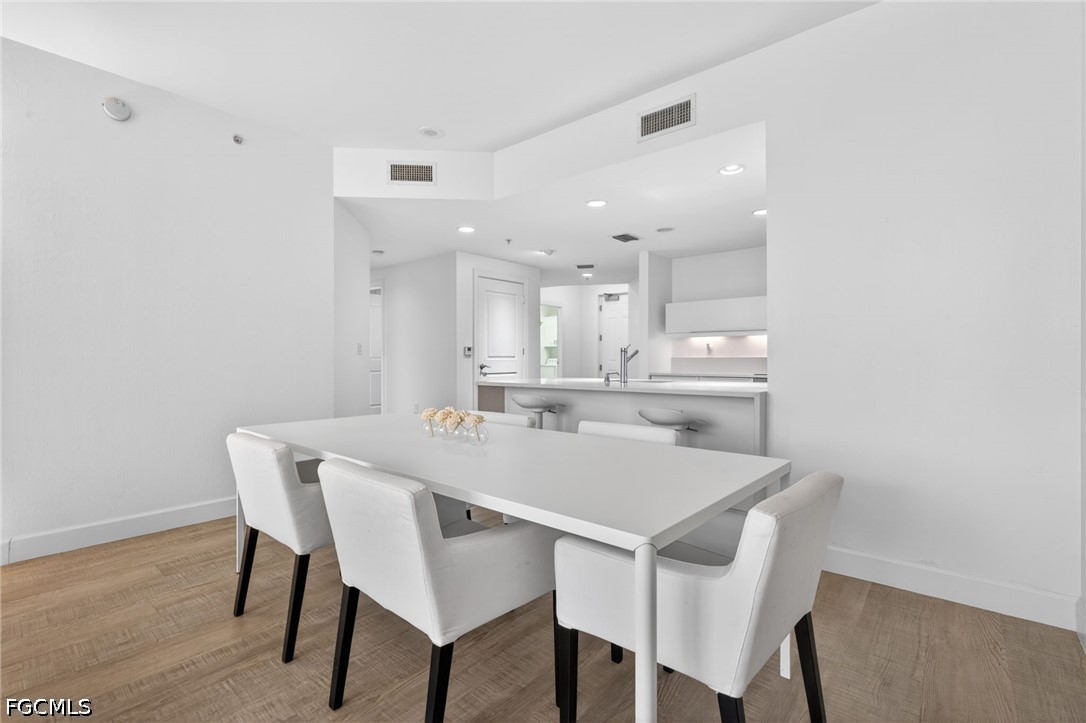 DiningArea