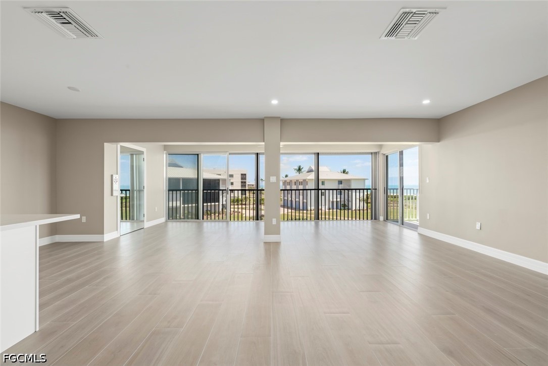 1341 Middle Gulf Unit 14c, Sanibel, FL 33957