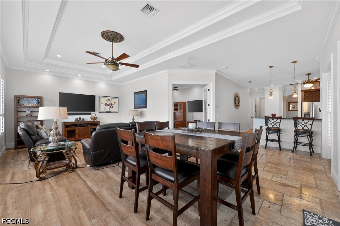 DiningArea