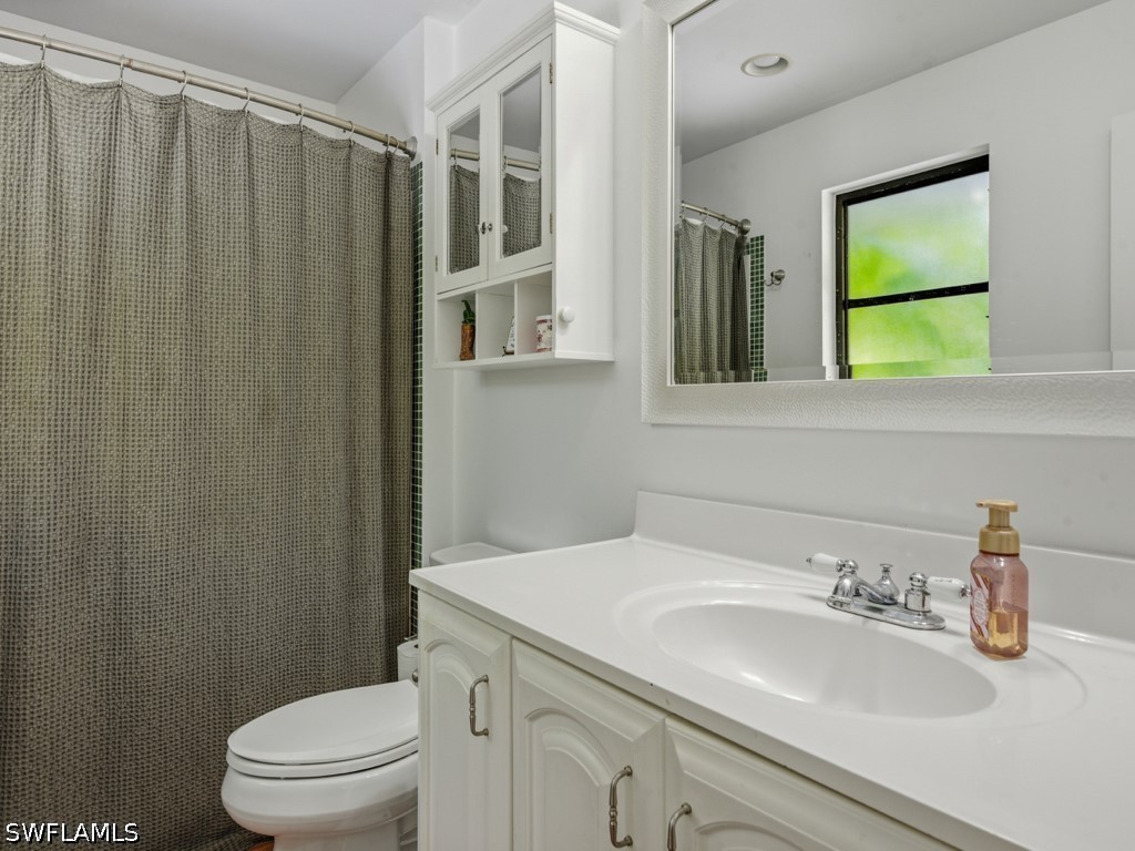 2022 Frederick, Naples, FL 34112