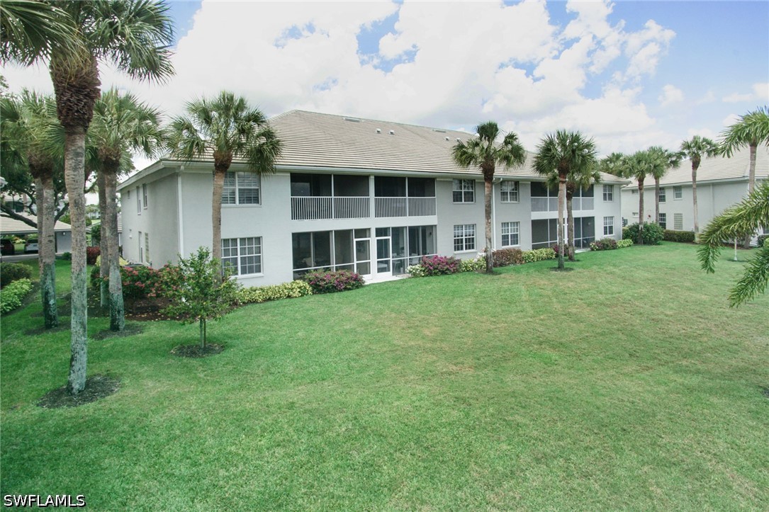 2220 Chesterbrook Unit 204, Naples, FL 34109