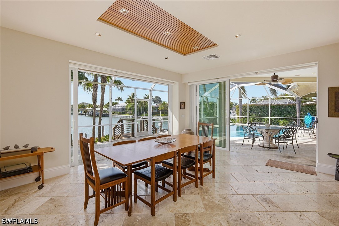 DiningArea
