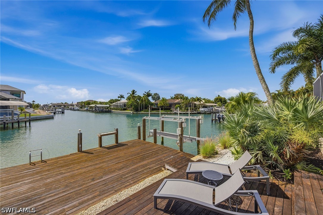 Dock