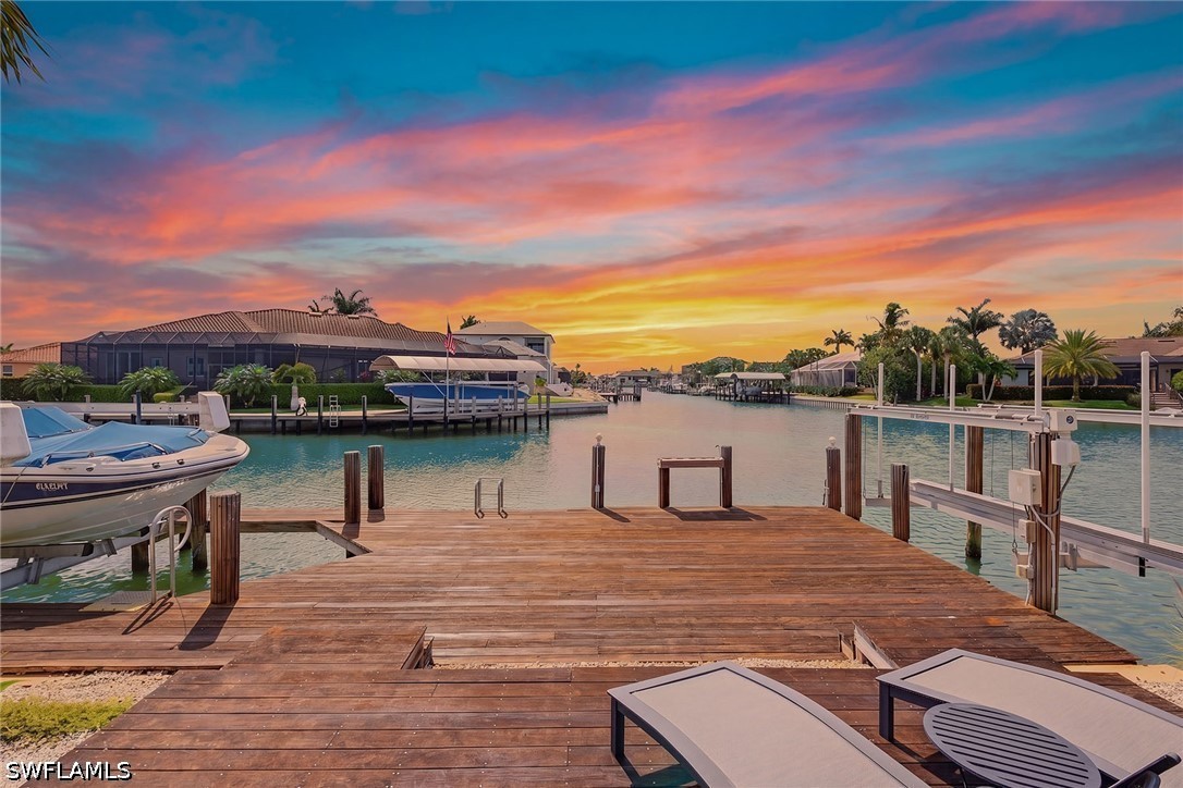 Dock