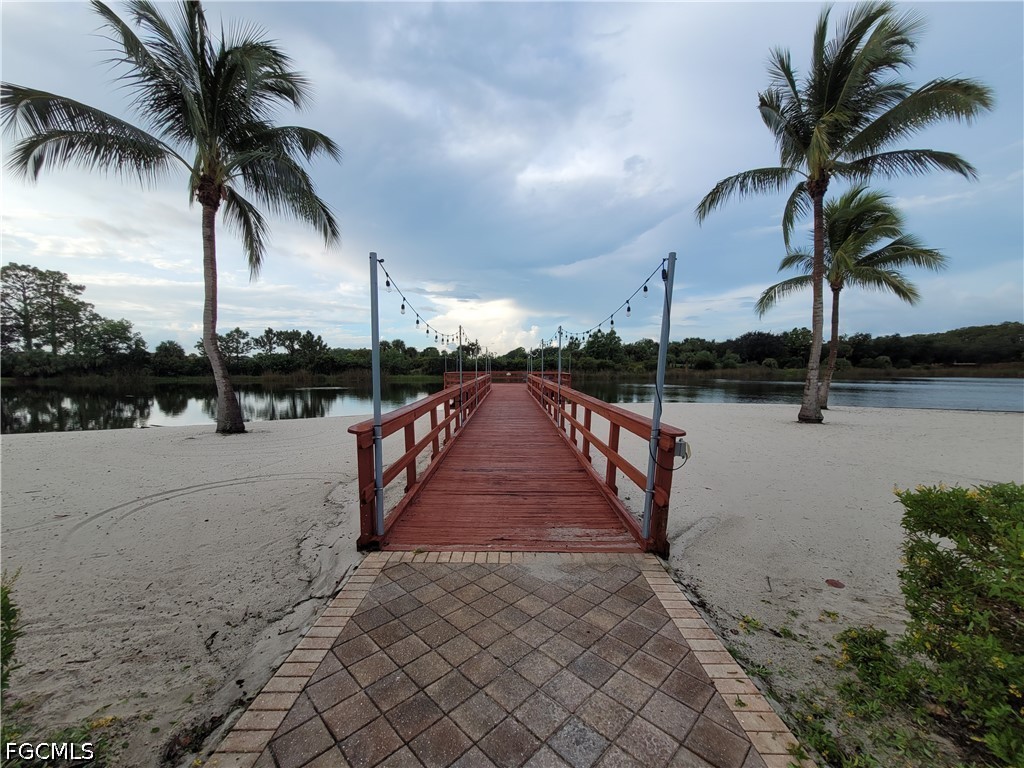 Dock