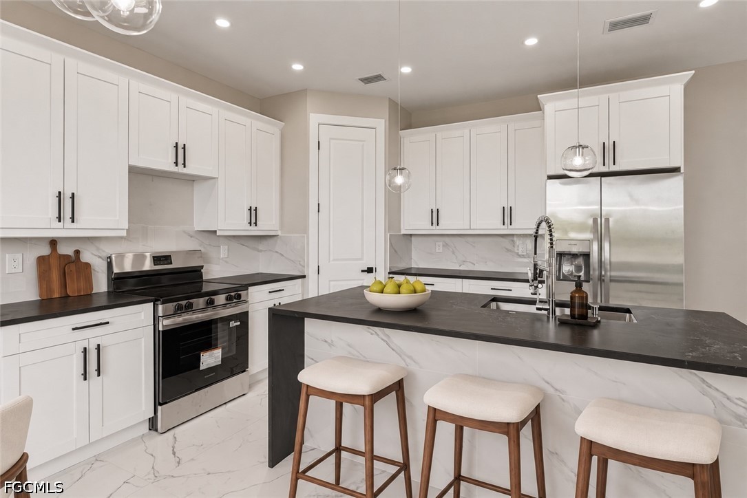 2108 15th, Cape Coral, FL 33909
