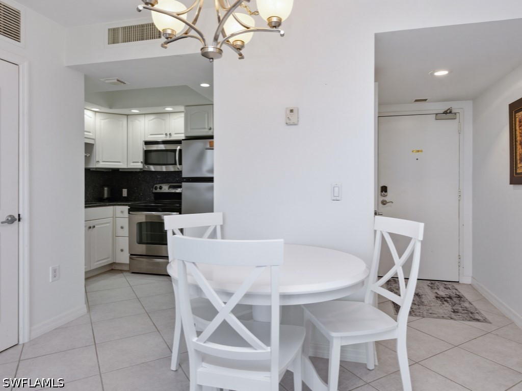 DiningArea
