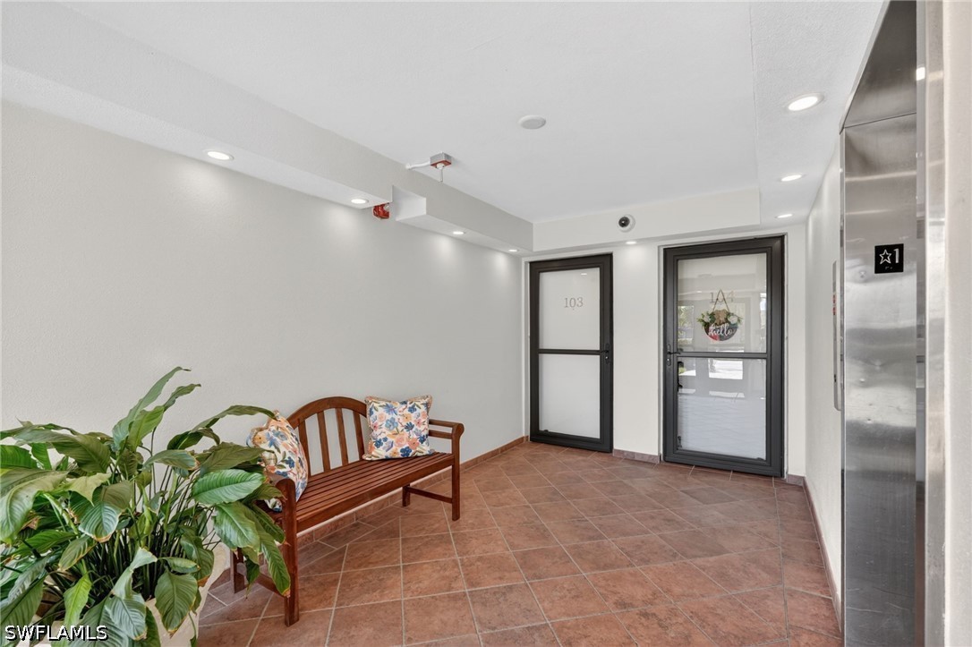 200 Pebble Beach Unit D103, Naples, FL 34113