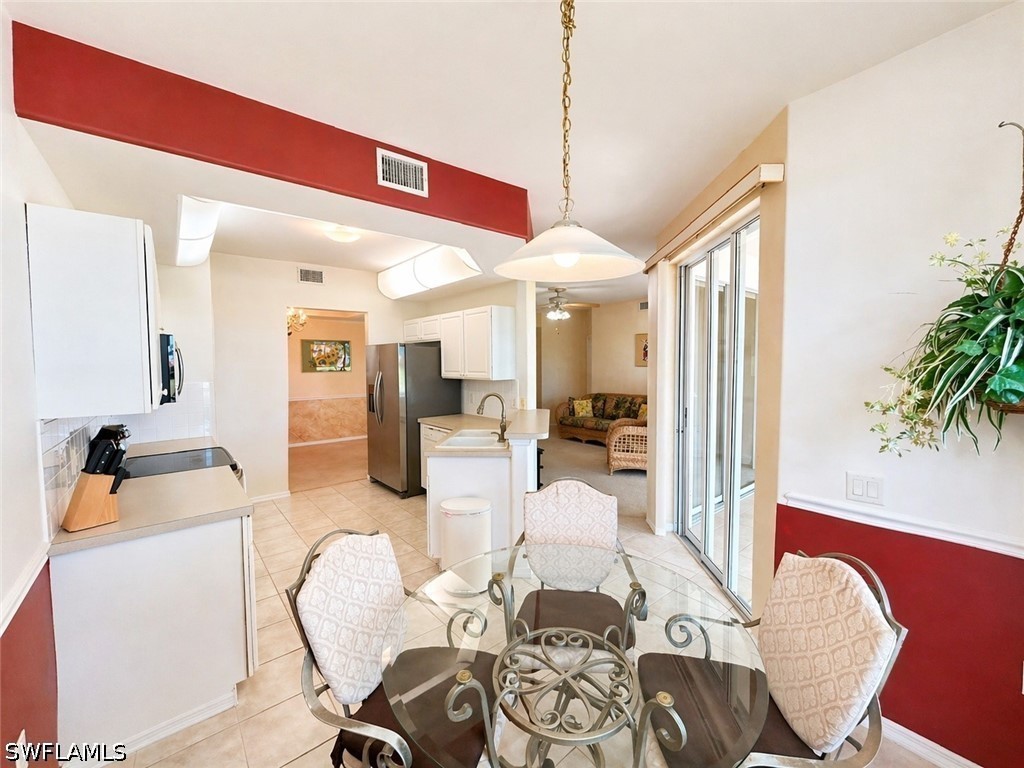 DiningArea