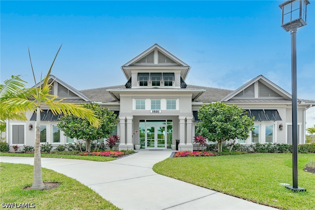 268 Indies Unit 202, Naples, FL 34114