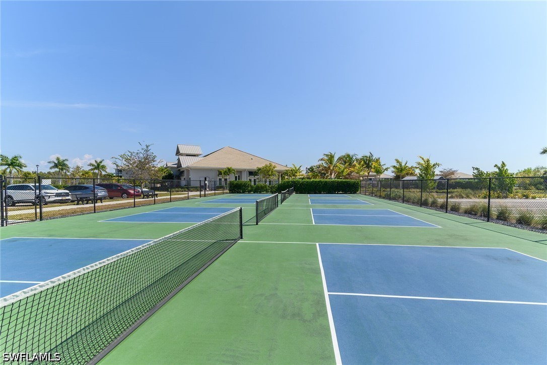 268 Indies Unit 202, Naples, FL 34114