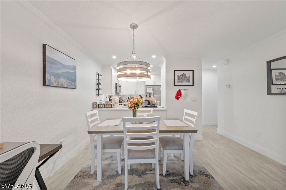 DiningArea