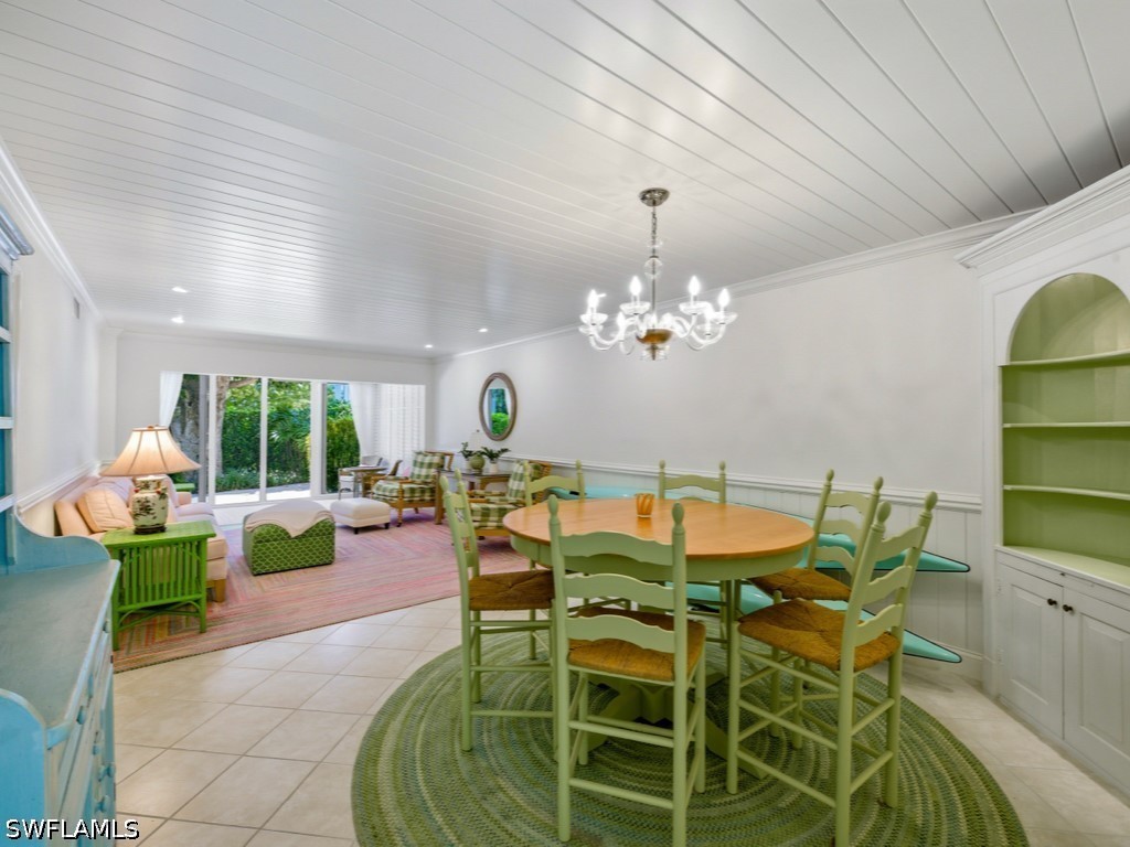 DiningArea
