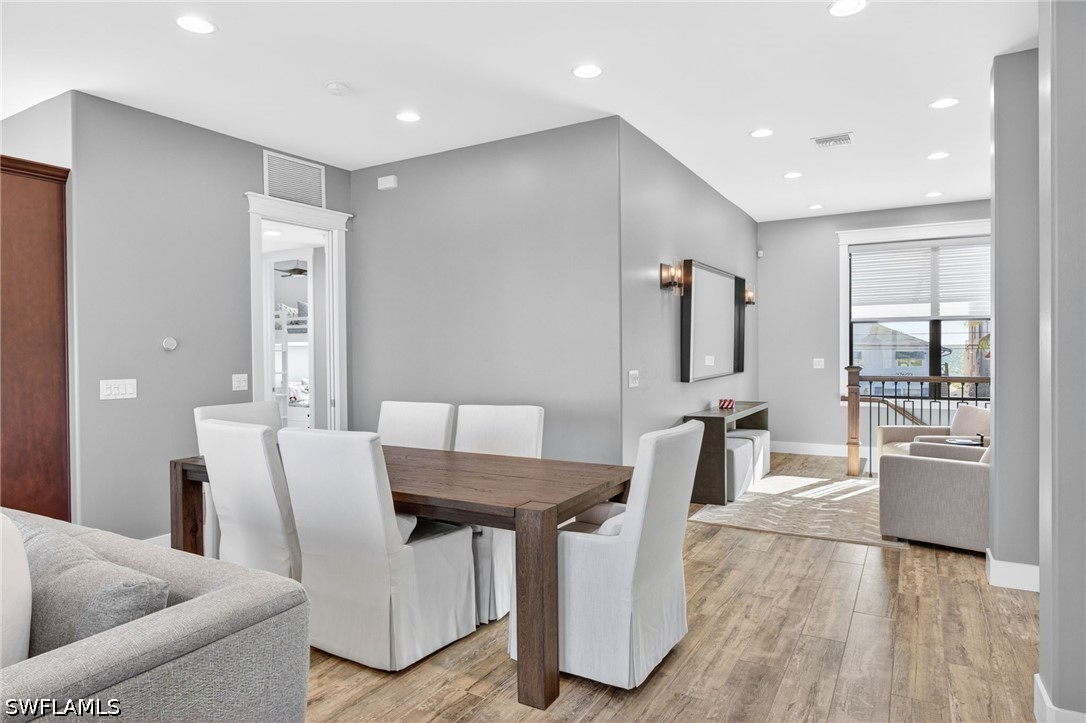 DiningArea