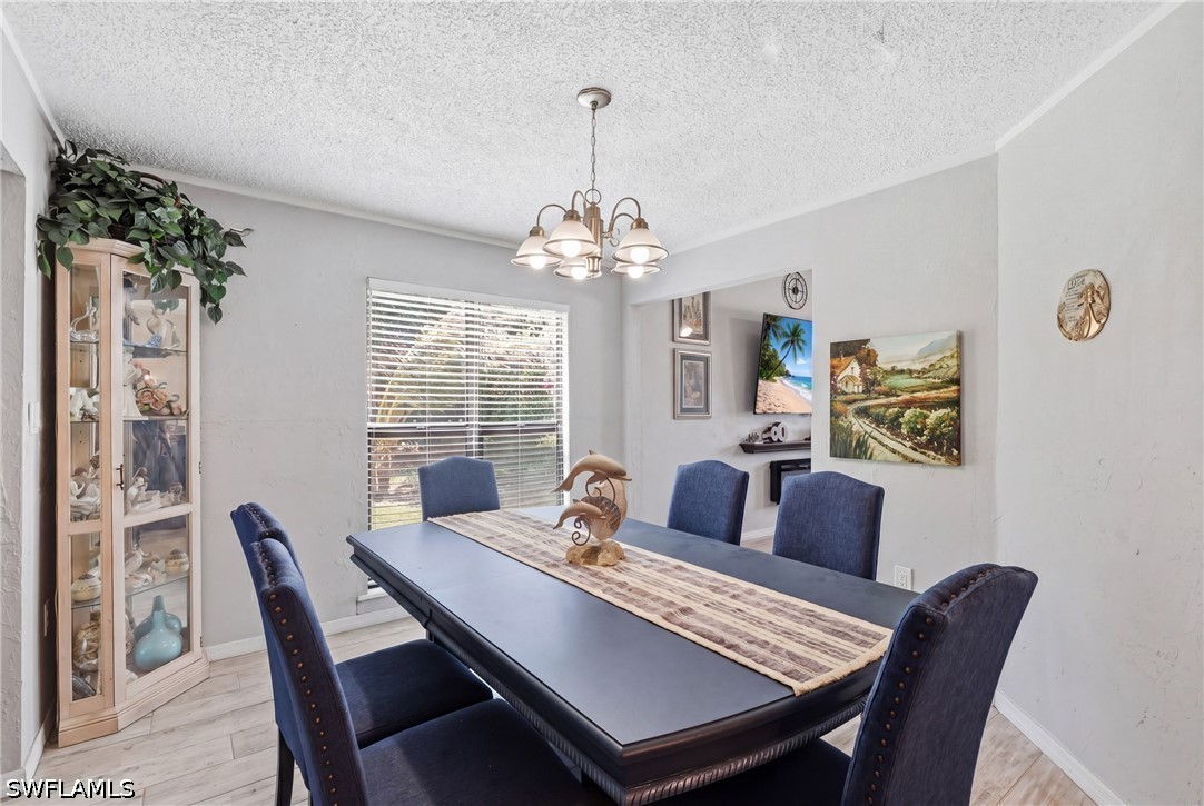 DiningArea