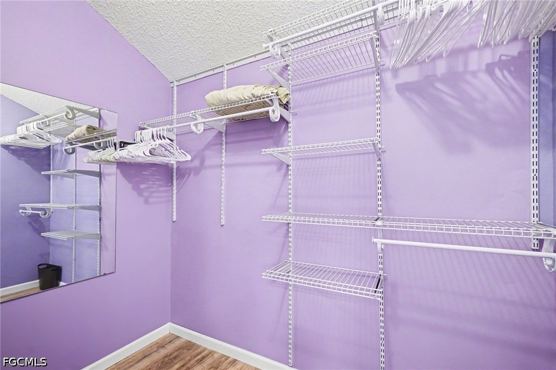 WalkInClosets