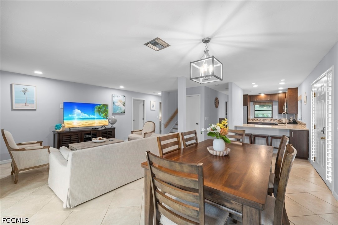 DiningArea