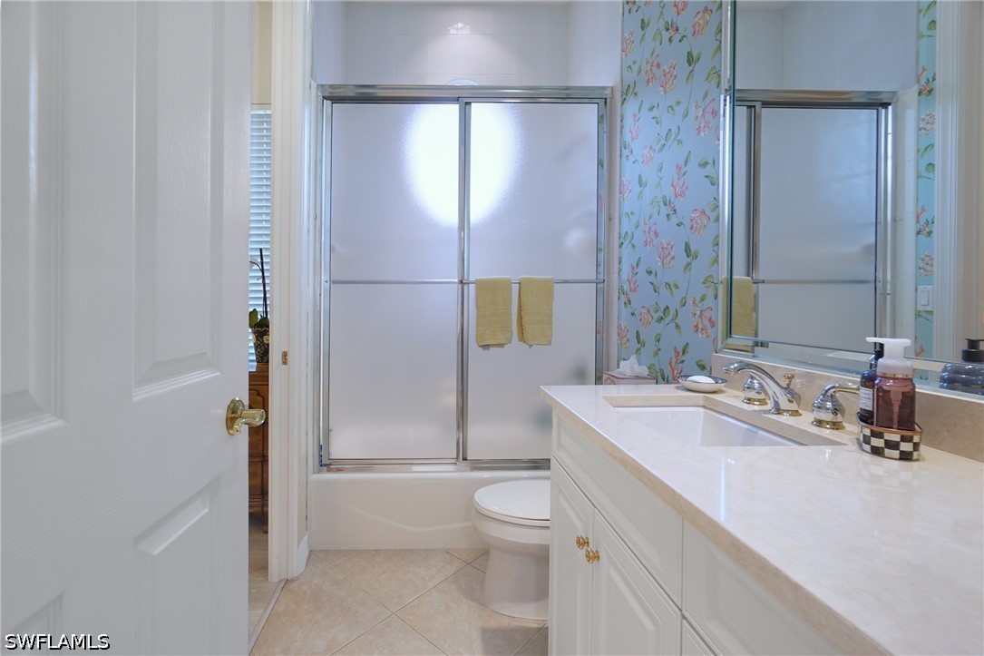 710 Shadow Lake, Naples, FL 34108