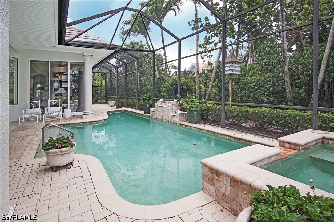 710 Shadow Lake, Naples, FL 34108