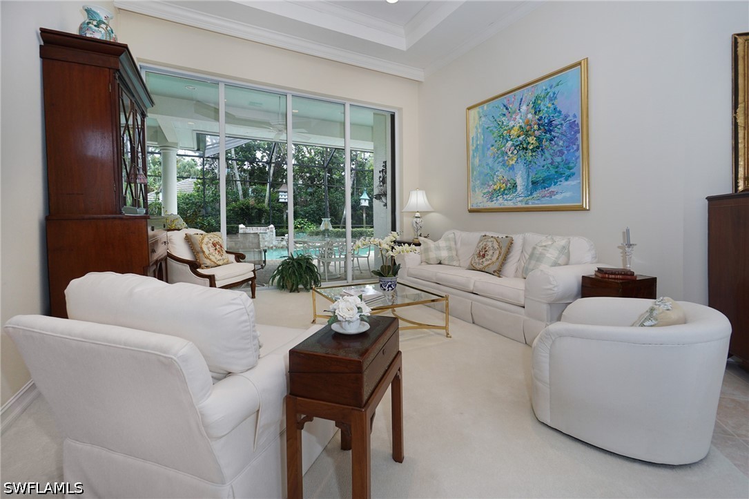 710 Shadow Lake, Naples, FL 34108