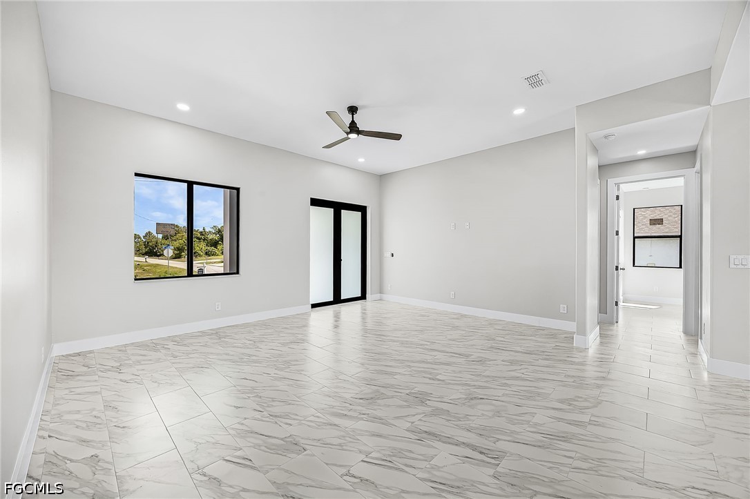 3813 1st, Lehigh Acres, FL 33976