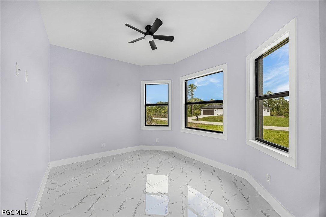 2711 40th, Lehigh Acres, FL 33971