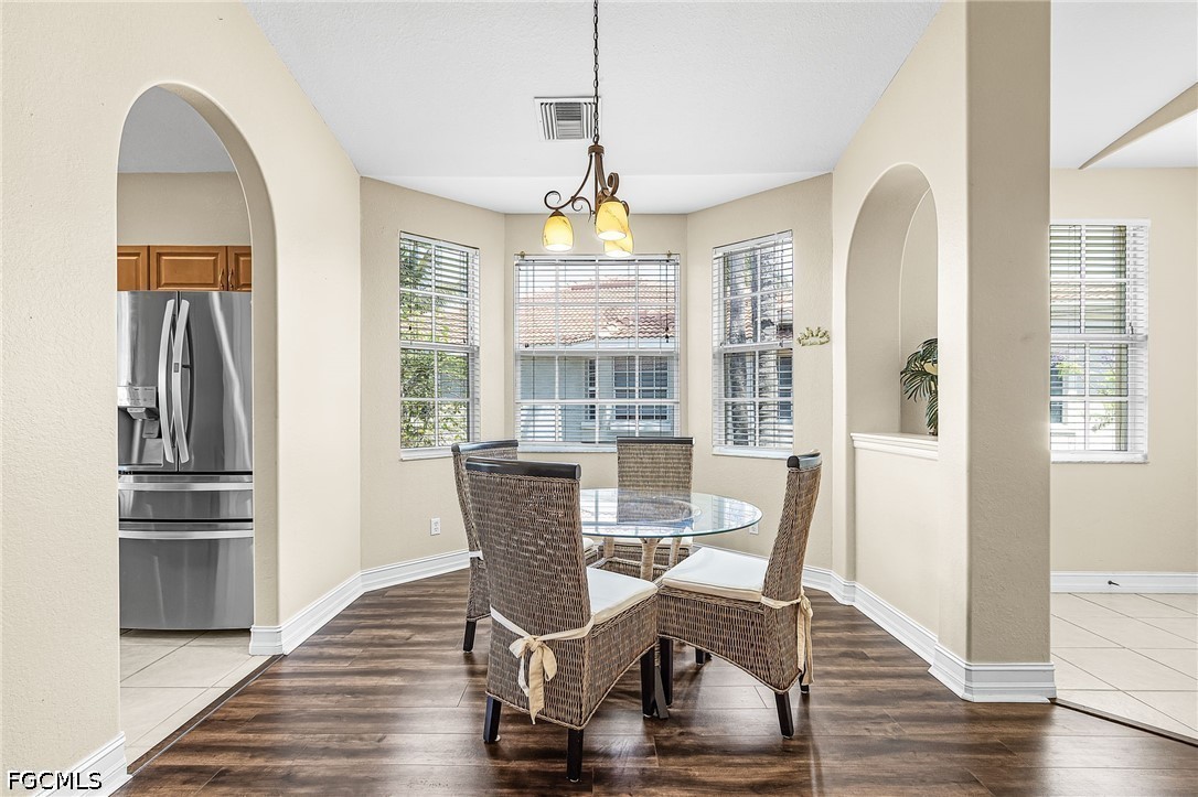 DiningArea