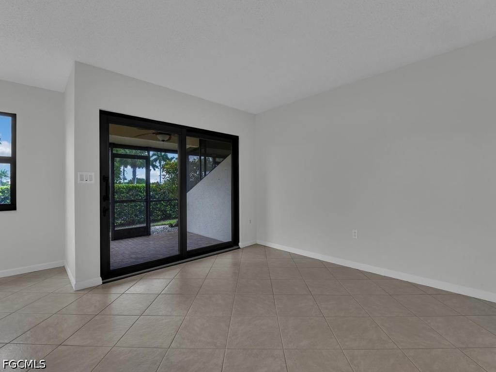 1512 Mainsail Unit 10, Naples, FL 34114