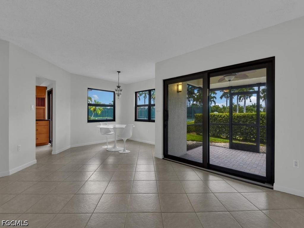 1512 Mainsail Unit 10, Naples, FL 34114